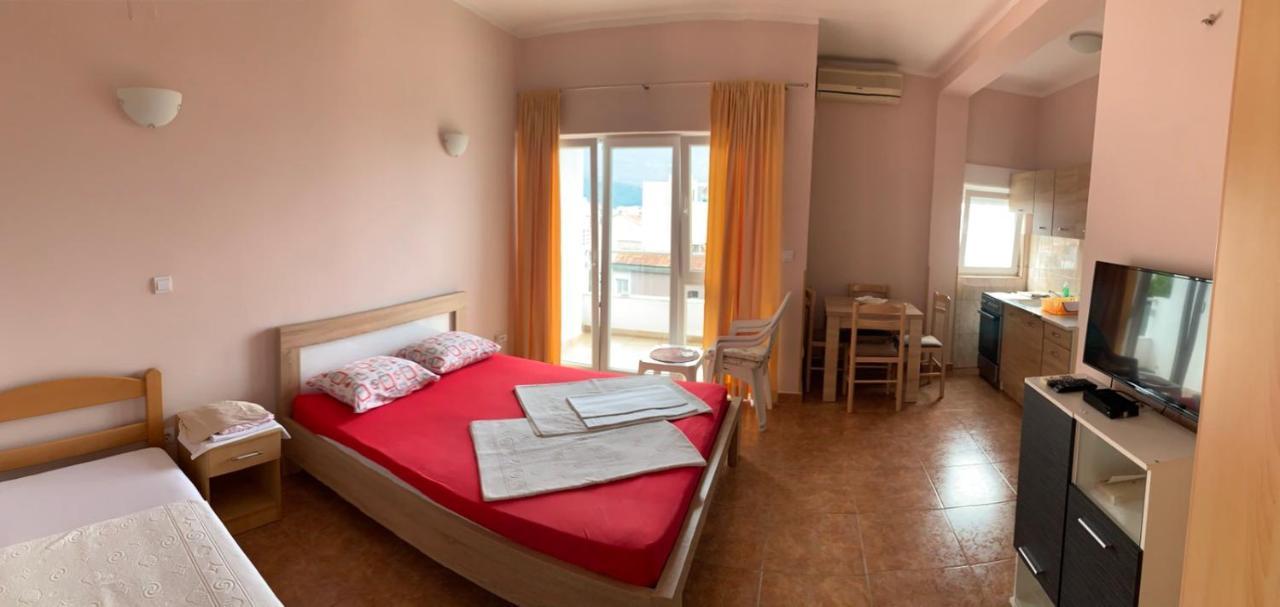 Apartmani Ilic เบชิชิ ภายนอก รูปภาพ