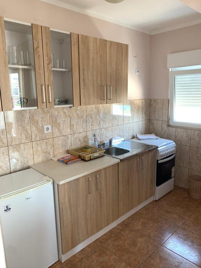 Apartmani Ilic เบชิชิ ภายนอก รูปภาพ