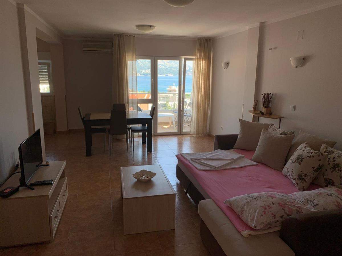 Apartmani Ilic เบชิชิ ภายนอก รูปภาพ