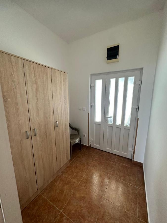 Apartmani Ilic เบชิชิ ภายนอก รูปภาพ