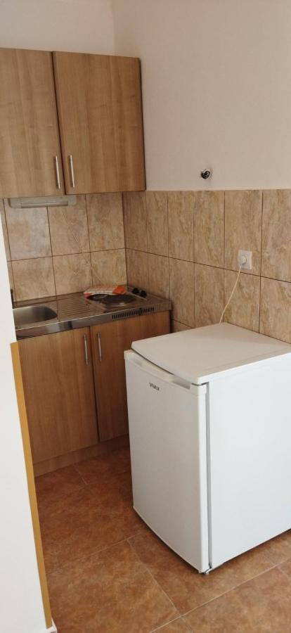 Apartmani Ilic เบชิชิ ภายนอก รูปภาพ