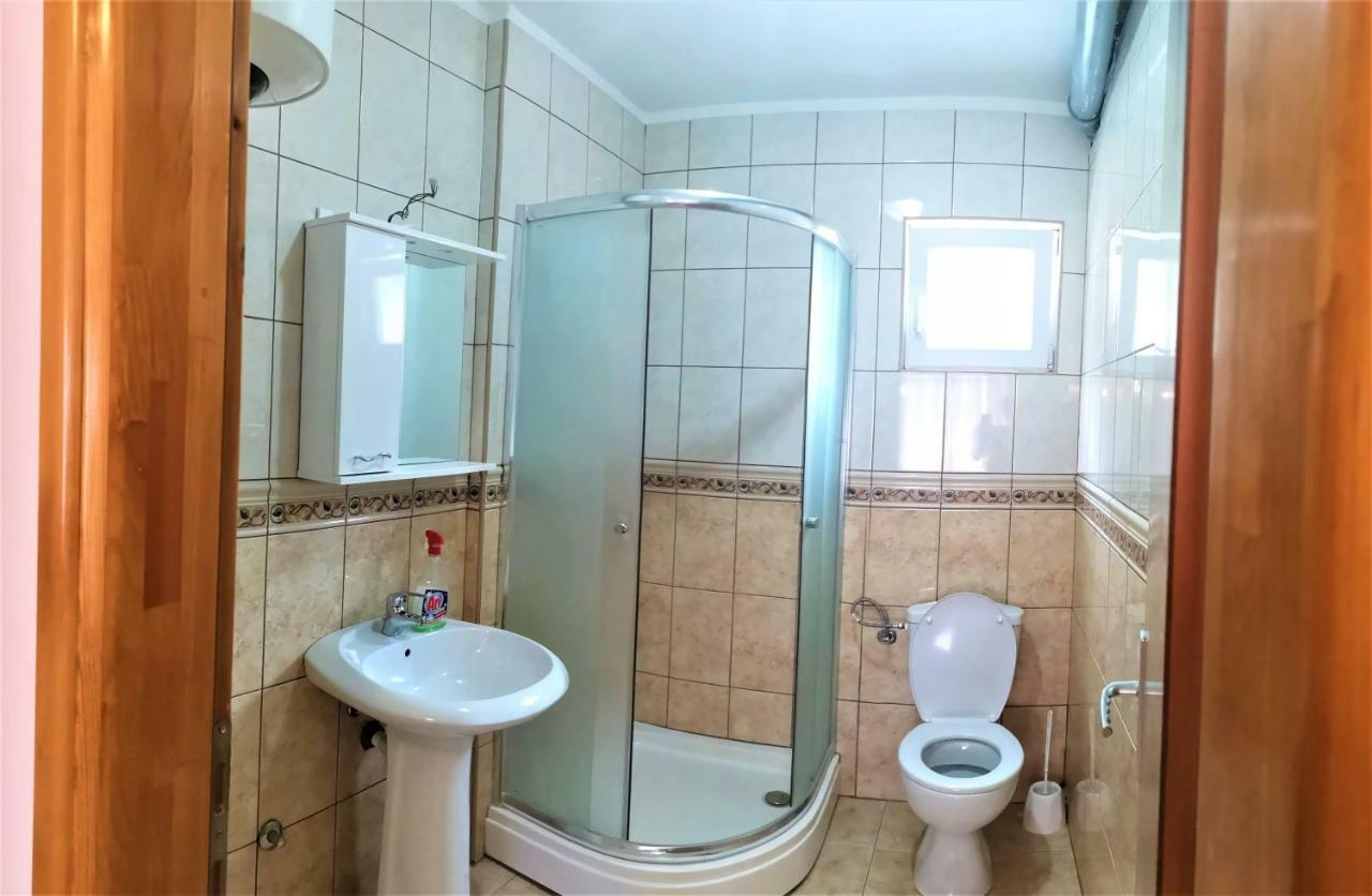 Apartmani Ilic เบชิชิ ภายนอก รูปภาพ